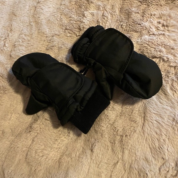 toddler mittens - Picture 2 of 2